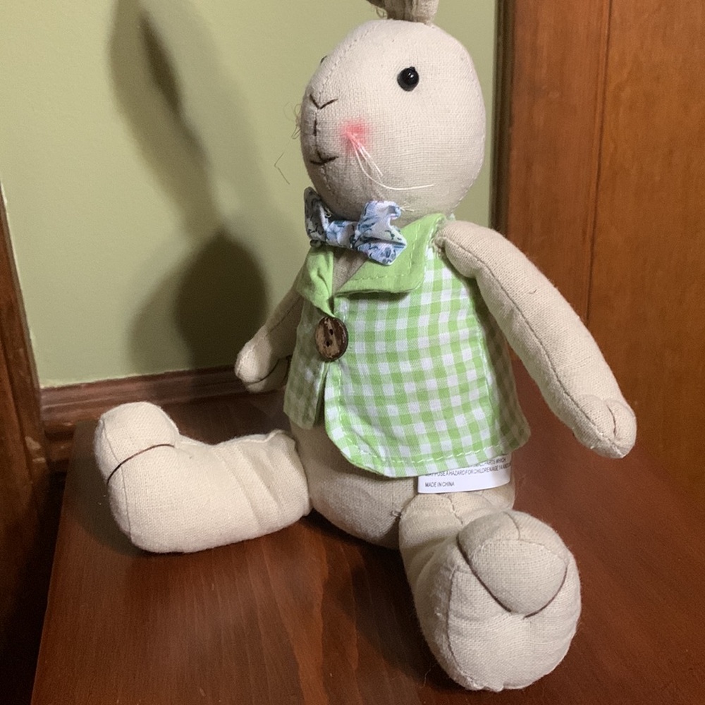 EASTER-Peter Rabbit & Spring Lamb - New Condition/ For Decorative Purposes Only! - Picture 14 of 16